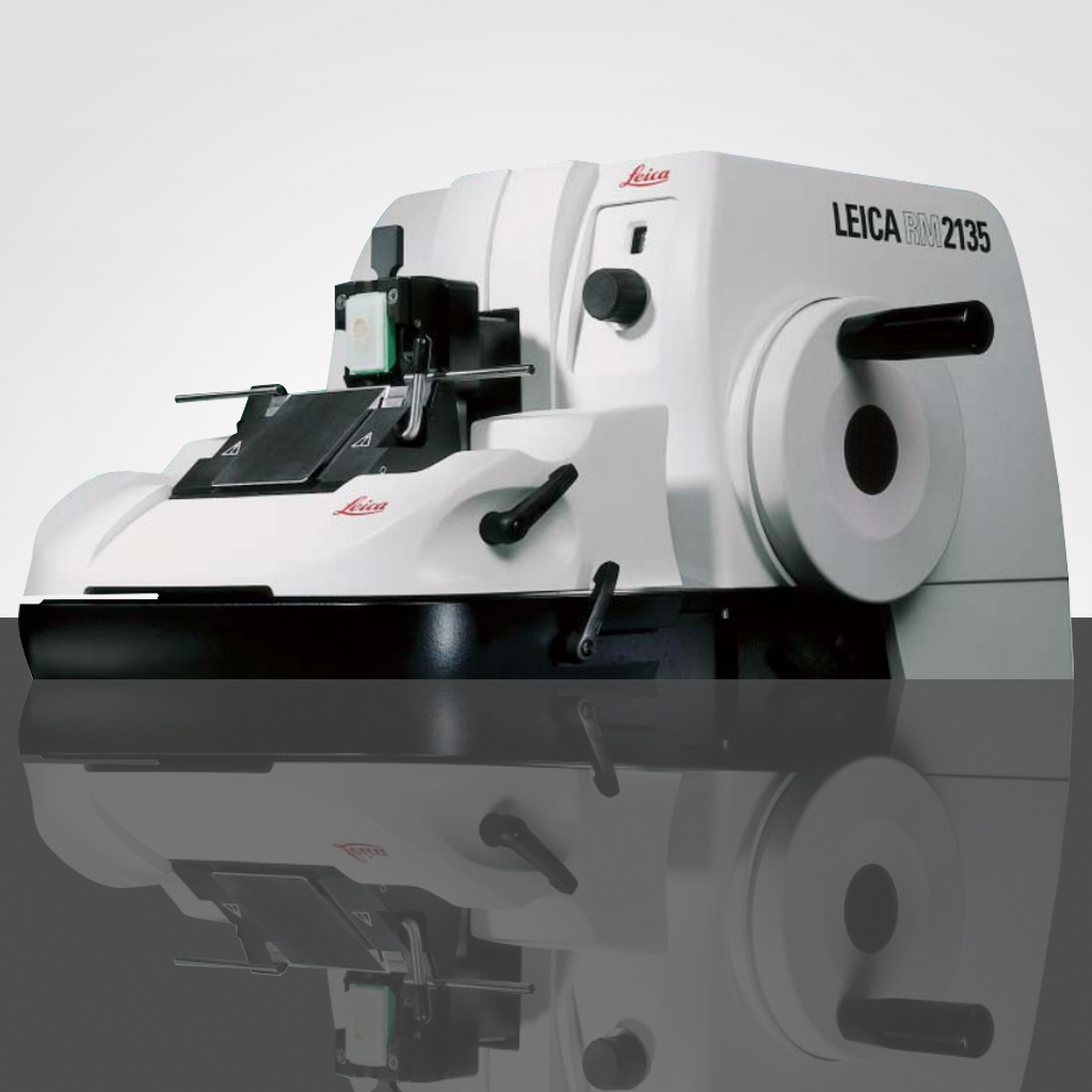 Leica RM2135 Microtome